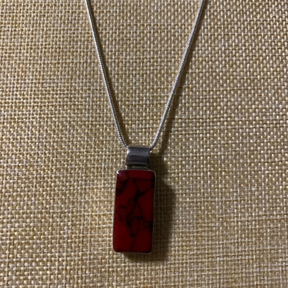 Red stone set in sterling bezel. Sterling chain included. - Picture 3 of 10
